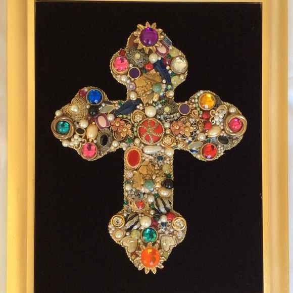 Hand Crafted Framed Jewelry Cross - Picture 6 of 8